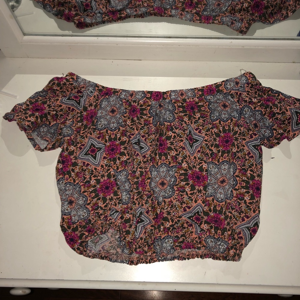 Rue21 crop top